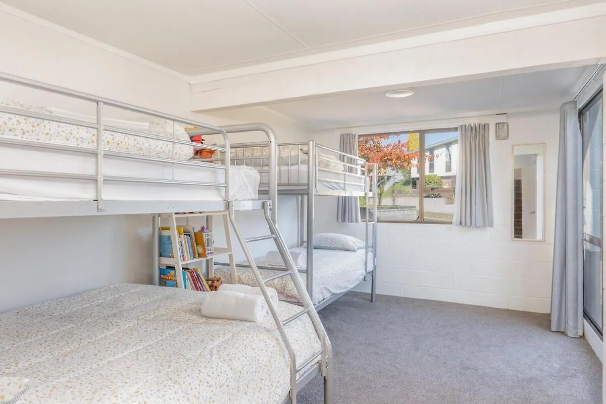 Modern Holiday Home With Spa - Great For Families & Dogs Taupo
